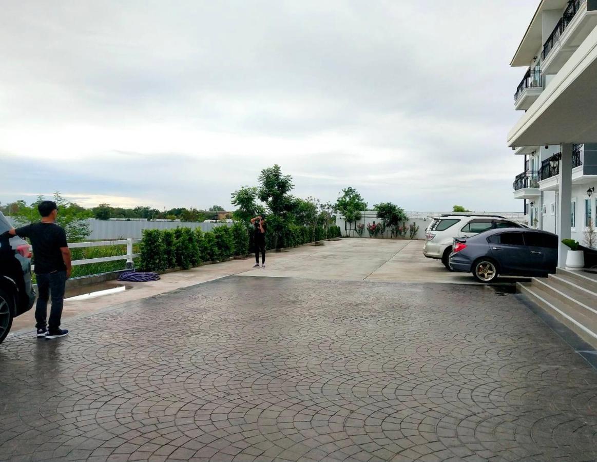 โคโค่ โฮเทล Koco Hotel Nakhonratchasima Eksteriør billede